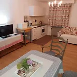 Ferienwohnung Gruenwald Διαμέρισμα